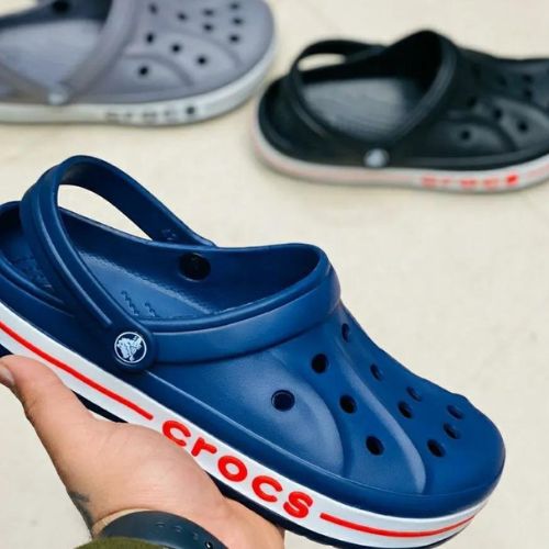 Crocs (1)