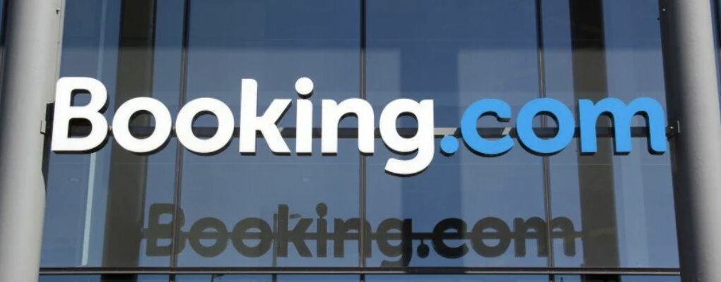 Booking.com (1)